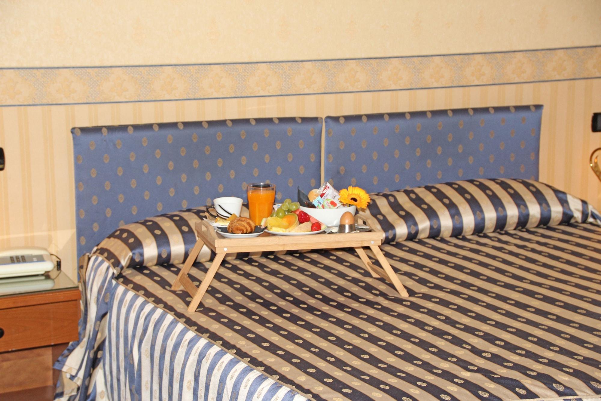 Albergo Ristorante Leon D'Oro ノヴェンタ・ディ・ピアーヴェ エクステリア 写真